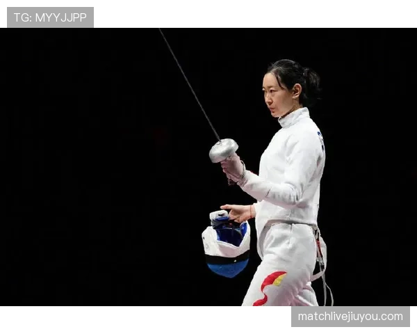 孙一文赛前啃鸡腿被拍,这松弛感是真不慌啊 孙一文赛前啃鸡腿被拍,这松弛感是真不慌啊