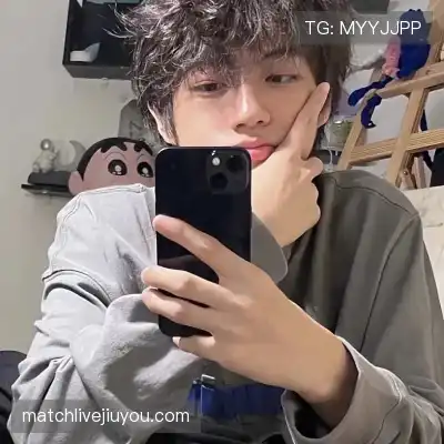 幸侃纯